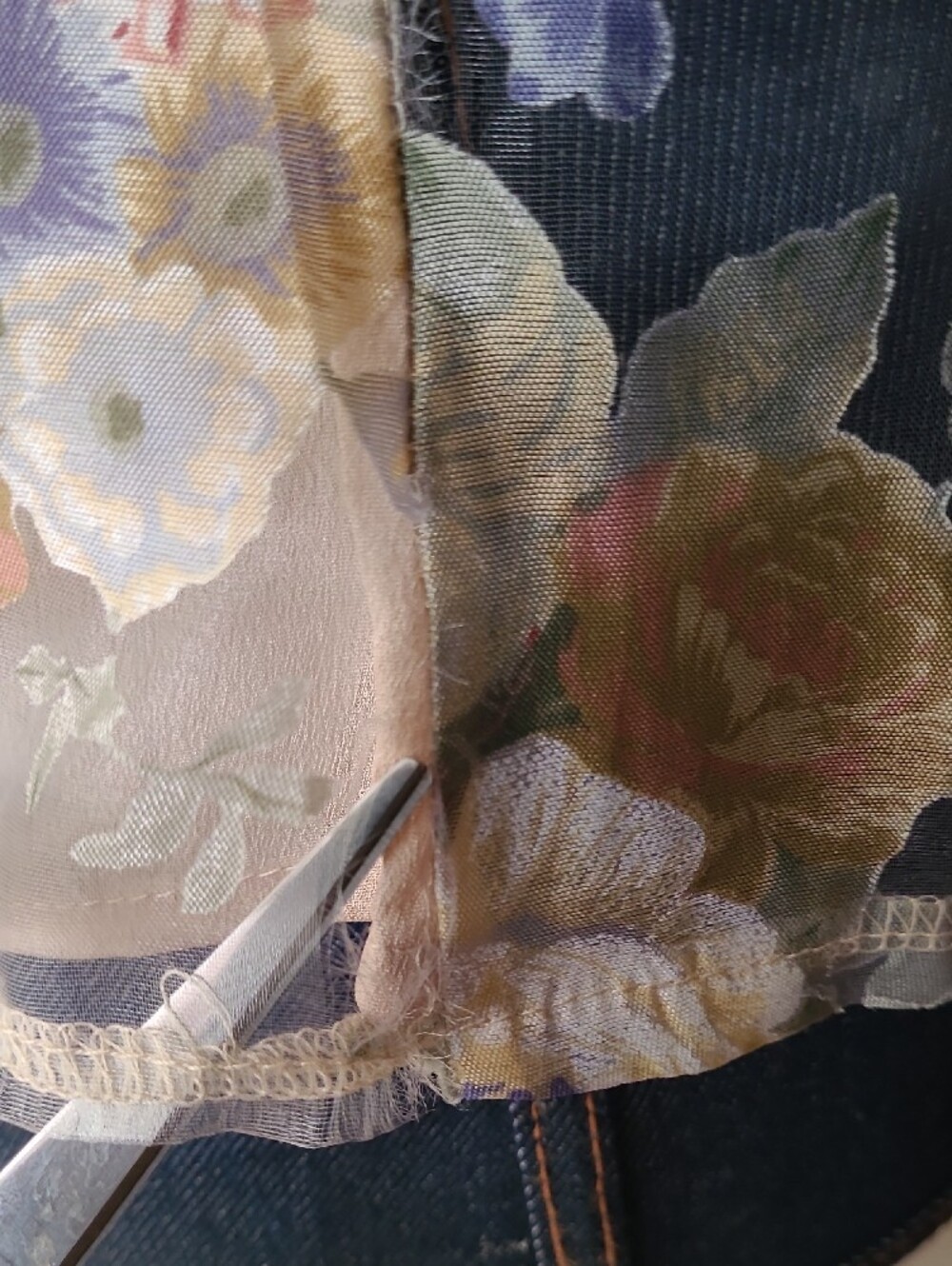 Peach Floral Print SHEER Polyester Top - Picture 8 of 10